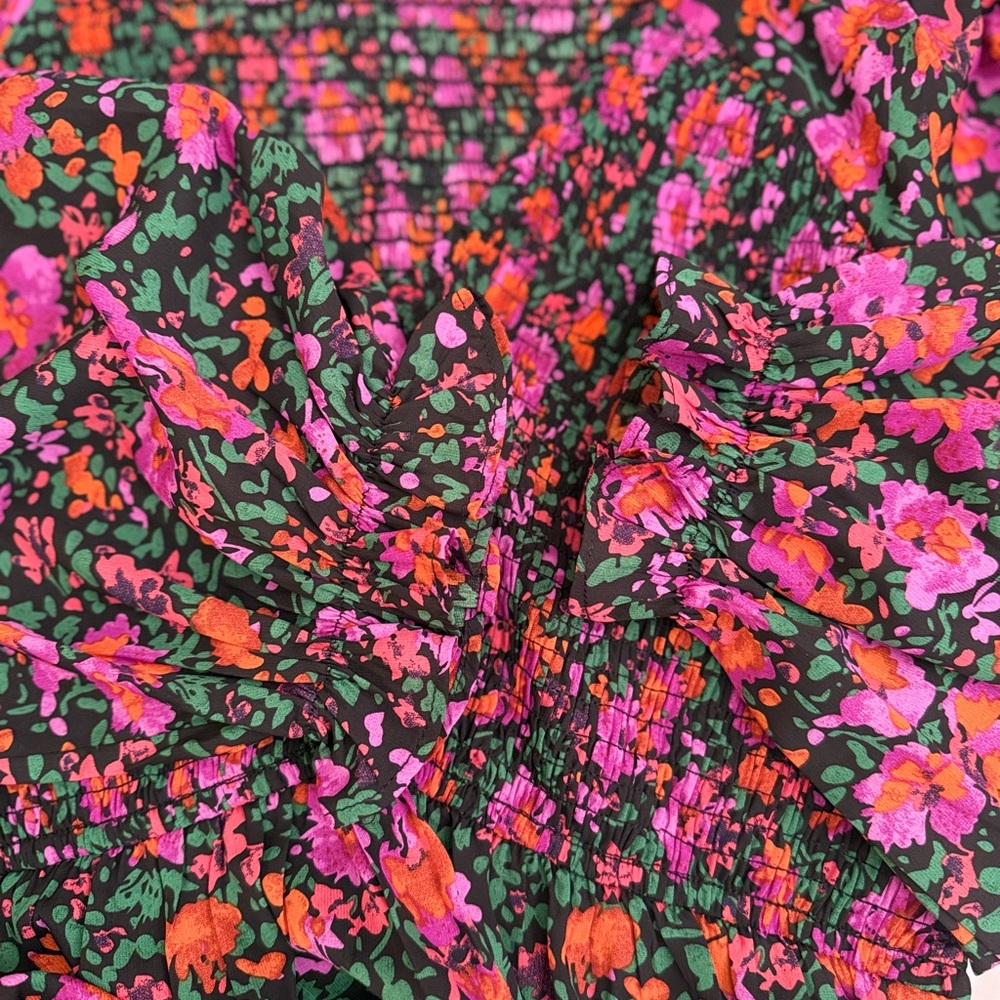 Christmas Floral Dress - Picture 3 of 5